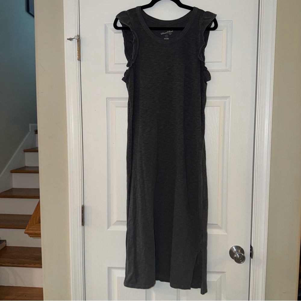 Universal Thread Charcoal Midi Dress